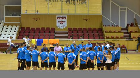 Obiectiv la CSM București: Două titluri! Sundovski a nominalizat șase adversare în bătălia pentru câștigarea Ligii Naționale. Rio a amânat startul în tabăra campioanei Europei