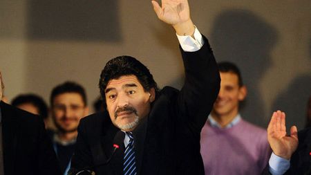 Maradona n-a avut liniște nici de ziua lui: "Aguero e un laș!" Cu ce l-a supărat fostul său ginere
