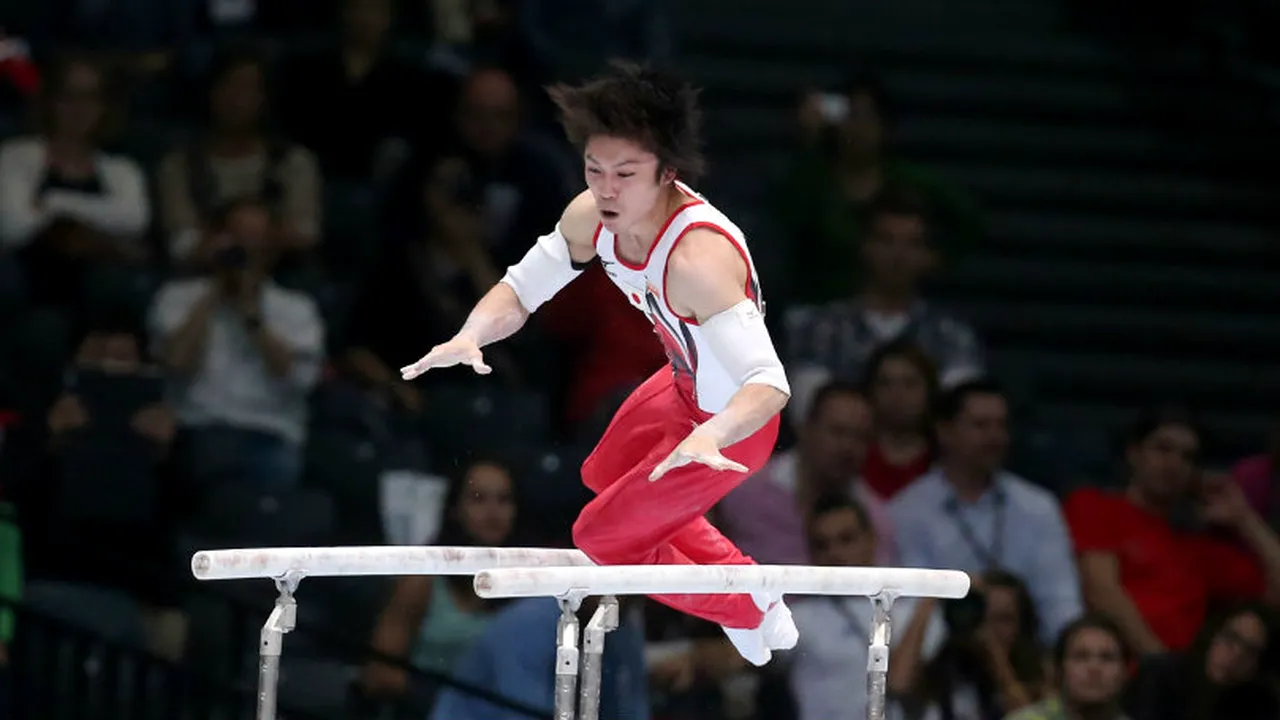 CM de gimnastică: cine îl oprește pe Uchimura la individual compus?
