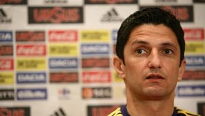 Răzvan Lucescu:** "NU este vorba de demisia mea, ci de patriotism! Atât timp cât sunt șanse, merg până la capăt"