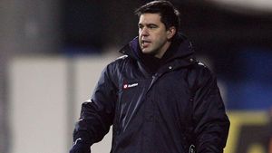 Contra: "Marchează Alexa cu Steaua!"** Vezi ce zice despre plecarea de la Poli Timișoara