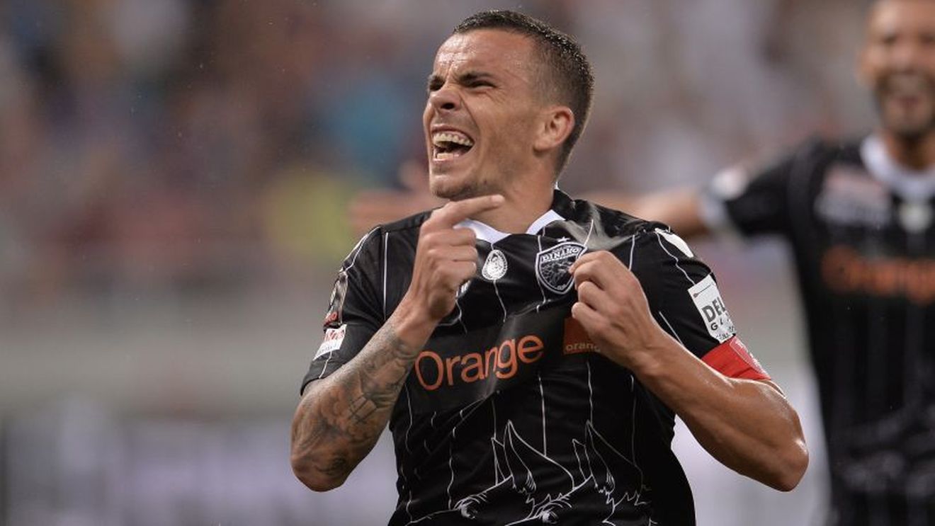 Dan Nistor, atac fără precedent la adresa fanilor dinamoviști: "Omul își dădea duhul și ei înjurau. Parcă suntem în Evul Mediu". Ce i-a spus Neagoe înainte de meci