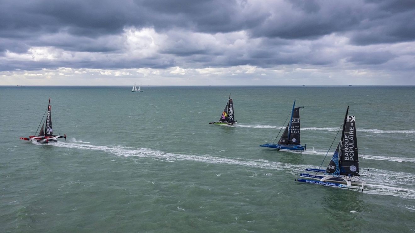 A făcut înconjurul Pământului cu barca în doar 40 de zile și a bătut recordul printre iceberg-uri, valuri de 10 metri și vânt de peste 90km/h