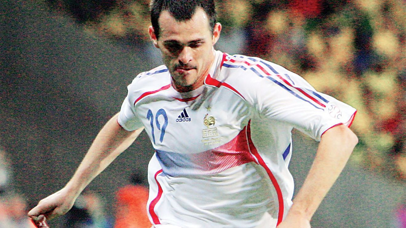 Sagnol este veriga slabă a echipei Franței