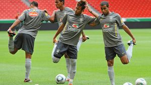 Neymar rupe tăcerea!** Ce spune despre un transfer la Real sau Barca și pe cine ar vota drept cel mai bun fotbalist din lume dacă ar trebui să aleagă între Messi și Ronaldo