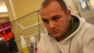 "Nu voiam să ajungem la injurii,** dar acum vorbim pe limba lui!"