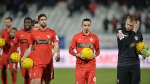 Un fost dinamovist a fost aproape de un transfer important. O echipă din Serie A a bătut palma cu clubul său, dar FIFA a blocat transferul