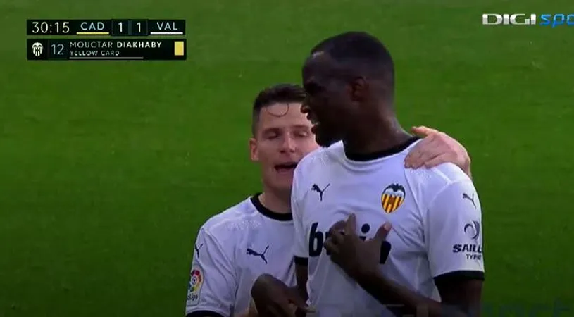 Incredibil! Scandal de rasism în prima repriză a meciului dintre Cadiz și Valencia. Jucătorii au ieșit de pe teren | FOTO