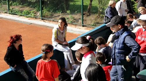 Furnicuțele din spatele coloșilor din tenis: copiii de mingi de la BRD Năstase-Țiriac. Polii de interes: Centralul, demonstrativul și… prosopul