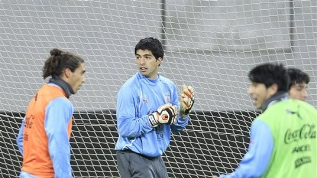 Suarez, un "război" personal în meciul cu România!** EXCLUSIV "Vă dau câte goluri pot!" Ce record țintește vârful lui Liverpool