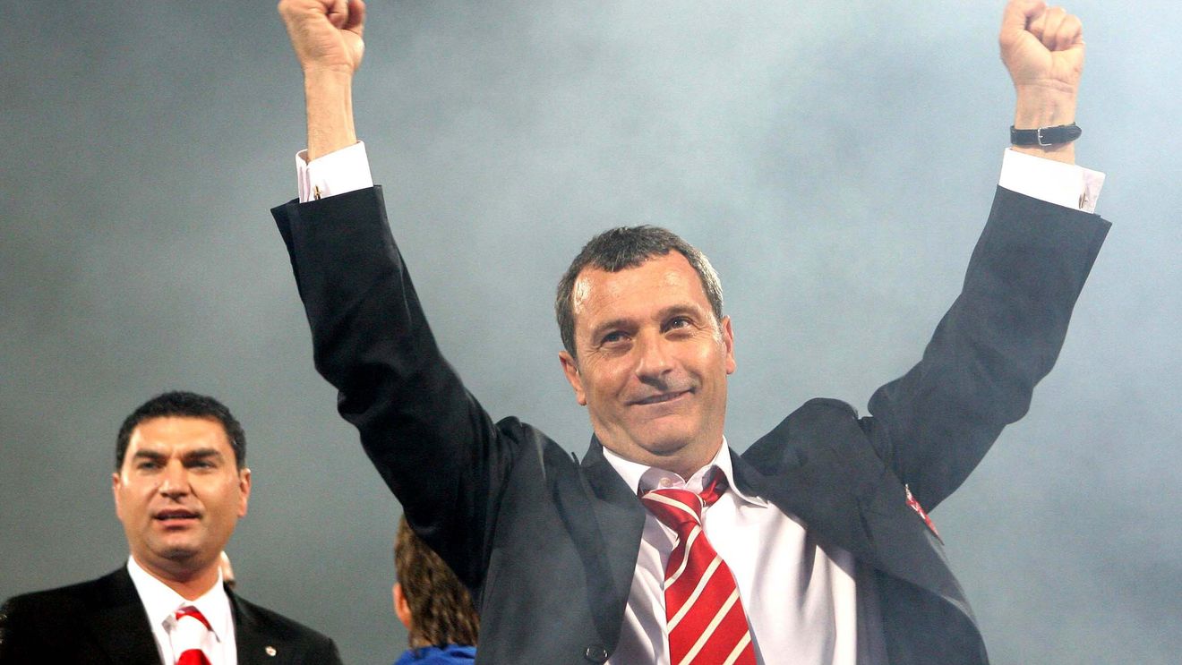 EXPLOZIV | Rednic, despre campionatul pierdut la Urziceni: "Dinamo nu a vrut titlul. Mi s-a furat". Harta relațiilor Băsescu-Dorin Cocoș-Bucșaru-Petrescu-Victor Becali-Borcea și culisele unui titlu luat în an electoral