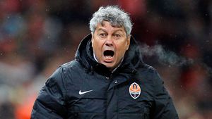 "Il Luce", captiv în Ucraina. O publicație din Rusia susține că Lucescu nu pleacă de la Donețk deoarece nu-și poate recupera economiile din băncile ucrainene