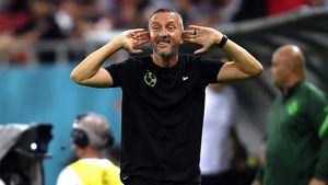 De ce s-a bucurat Meme Stoica pentru calificarea Corvinului în fața ungurilor de la Paksi! „Ne predau mereu lecții! Sunt peste noi la multe”