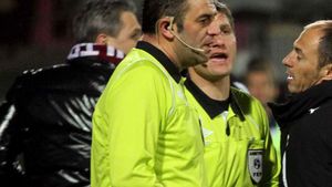 Gafele de ADIO!** Aribitrul care a dat tunul și s-a retras! Tușierul de la blatul etapei are însă propria variantă