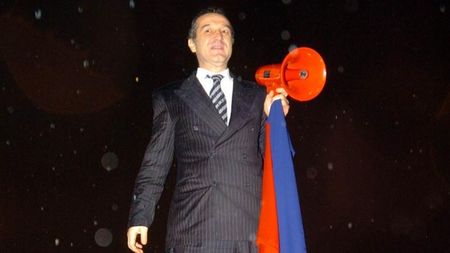 "Dacă te îmbraci cu tricoul Stelei într-un bar din Budapesta, e normal să fii luat la bătaie de maghiari!"