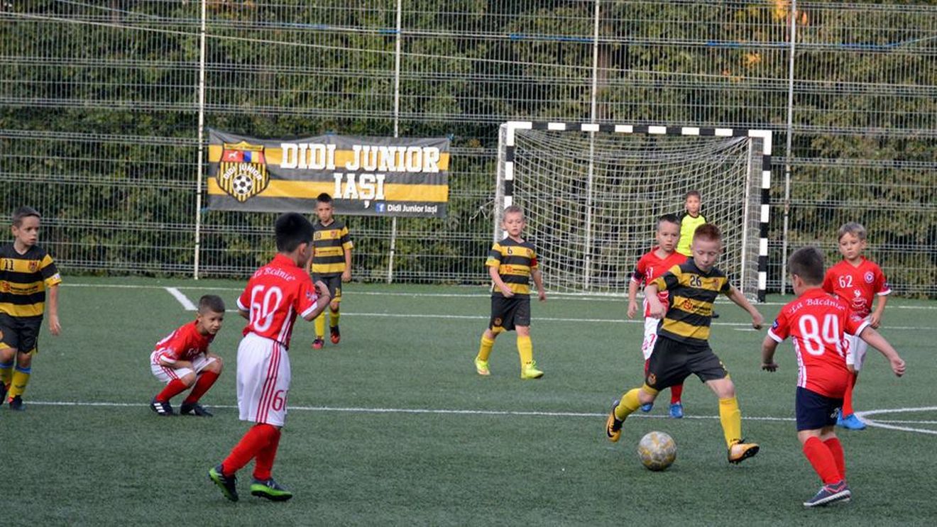 Coronavirusul lovește puternic: niciun meci de fotbal de copii și de juniori nu se va disputa pe teritoriul României în următoarele două weekend-uri!