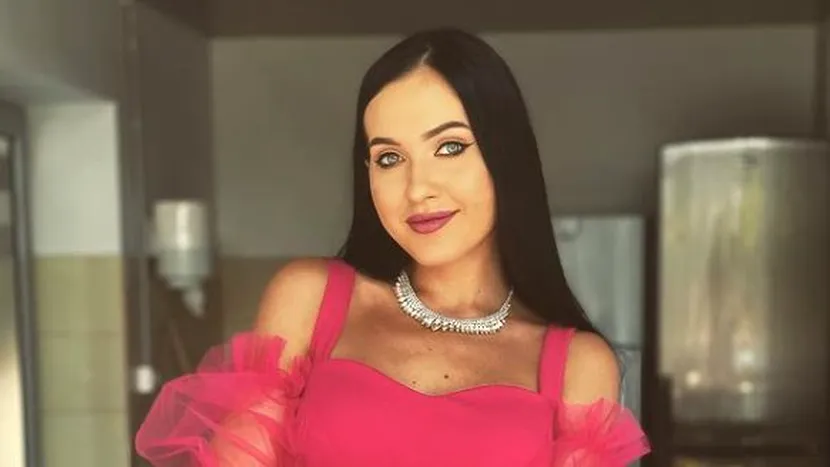 Bianca Comănici, despre perioada în care a făcut videochat! Cine a obligat-o: 'M-a luat și m-a pus în față camerei'