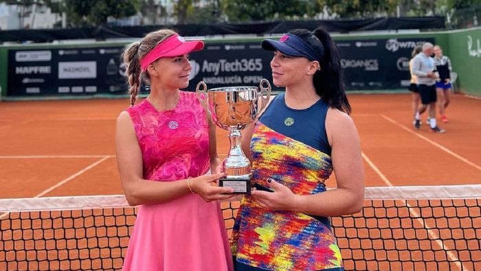 Irina Bara, campioană la turneul de la Marbella în proba de dublu! Câți bani încasează românca