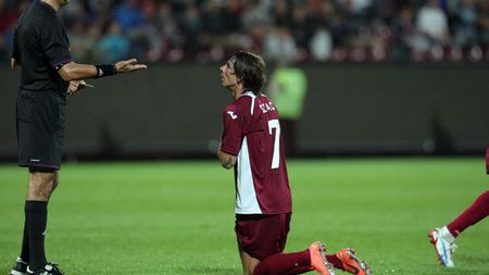 Deac se tratează la Istanbul:** are ruptură de ligament lateral extern! Vezi când va reveni