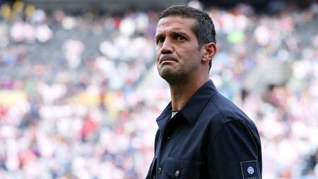 Azi e ziua cea mare pentru Chivu. Afacerea de 24 de milioane de euro se poate finaliza
