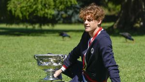 Suma uriașă pe care a primit-o Jannik Sinner pentru că a câștigat Australian Open. A luat pentru două săptămâni mai mult de jumătate din salariul pe un an al lui Radu Drăgușin la Tottenham