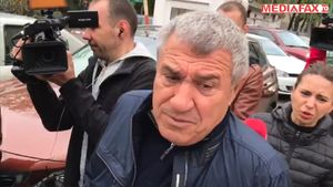 VIDEO | Decizia luată la procesul lui Cristian Borcea! Victor Becali a venit să-l susțină: "Este fratele meu. Și-a lăsat barbă, care e problema?"