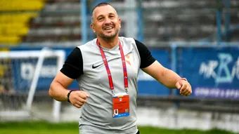 Constantin Enache, poetic după ce a promovat FC Bacău în Liga 2: ”Nu e despre celebritate, despre bani, e despre a trăi fotbalul.” Pe ce stadion va juca în divizia secundă
