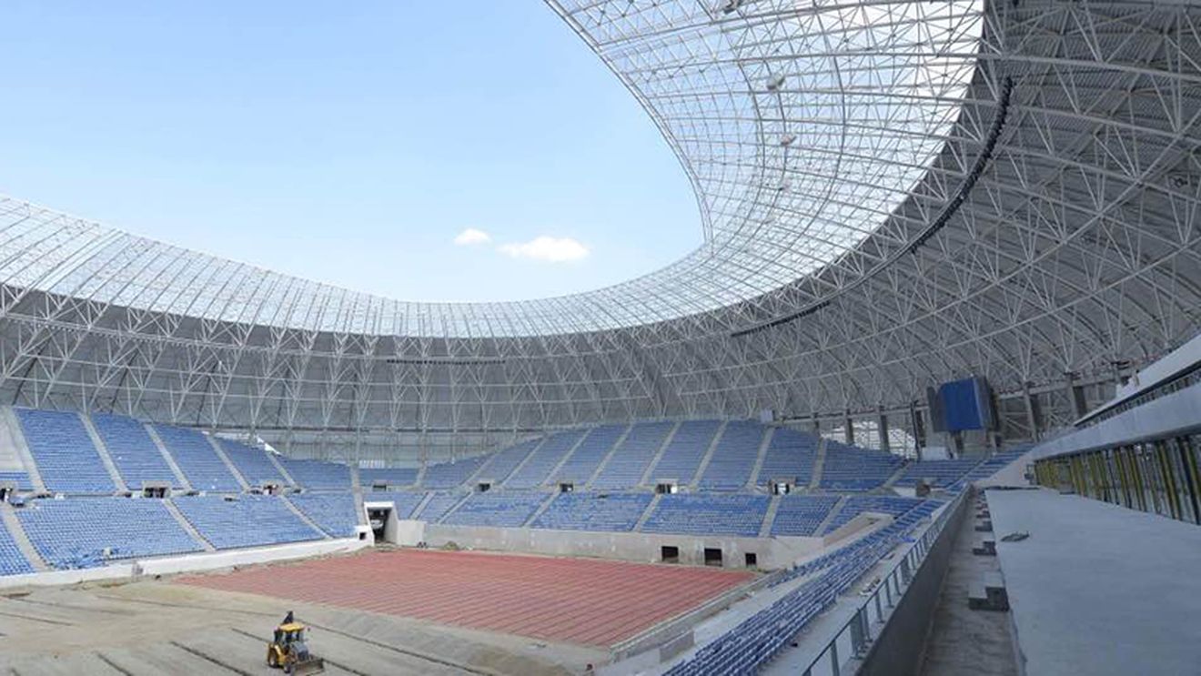 Oltenii mai au de așteptat. Inaugurarea stadionului "Ion Oblemenco" a fost amânată din nou. Șanse mici ca CS U Craiova să joace în acest an pe noua arenă. Când ar putea fi gata