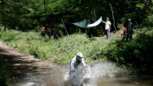 Mani Gyenes pe locul 21 în prima probă din Dakar 2011