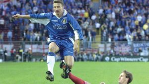 Lui Mutu îi scandau numele, pe Dan l-au numit  "The Legend"