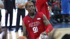 Controversatul Dennis Rodman a confundat-o pe Meryl Streep cu o actriță din filmele pentru adulți