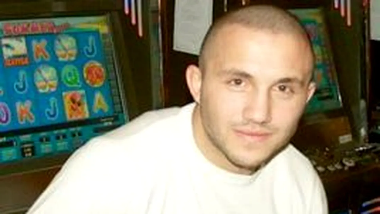 Sportivul arădean Andrei Buda, luptător K1, a fost reținut pentru șantaj