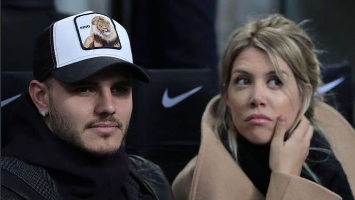 Scandal în Italia! Wanda Nara l-a jignit grav pe un comentator și s-a lăudat pe internet. Totul a plecat de la un gol al lui Icardi: "E la fel de inutil precum v.....l surorii tale" VIDEO 
