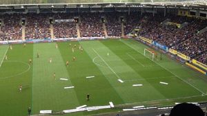 Scene SF la Hull - Arsenal. VIDEO - O situație greu de imaginat putea duce la accidente grave