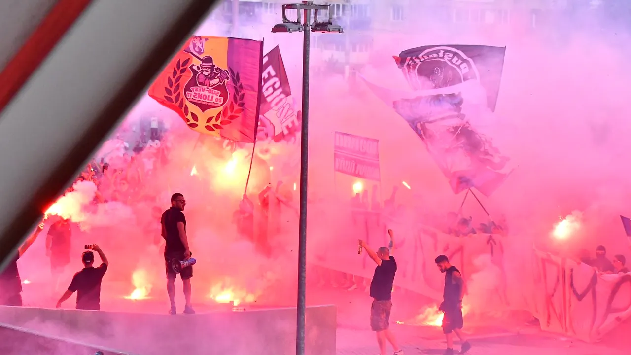 Arde Bănia! „Peluza Sud 1997” și-a anunțat prezența la derby-ul cu Universitatea Craiova. „Să le mai dăm o lecție dureroasă clonaților!”