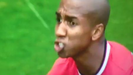Nu există așa ceva. Ce a pățit Ashley Young în primul meci din Premier League e pur și simplu incredibil. FOTO | Imagini unice