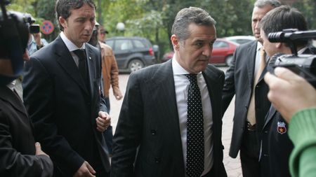 Becali l-a desființat pe MM Stoica:** 'E manager la tuns iarba'