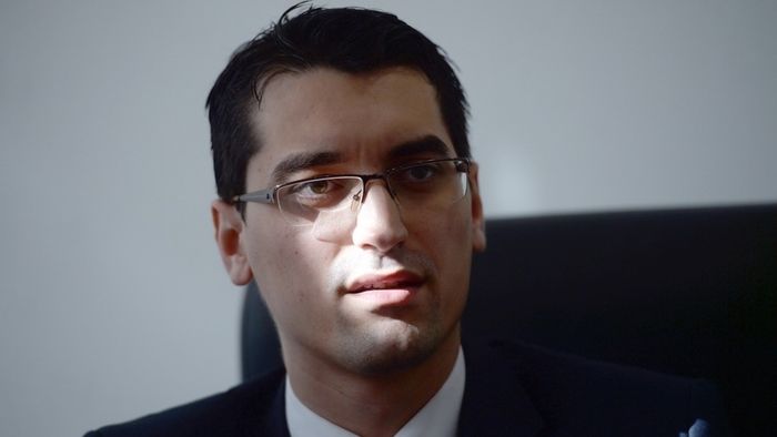 Răzvan Burleanu: "Nu vreau să se înțeleagă că sunt prieten cu Mircea Sandu. E doar o coabitare". VIDEO - Interviu eveniment cu președintele FRF