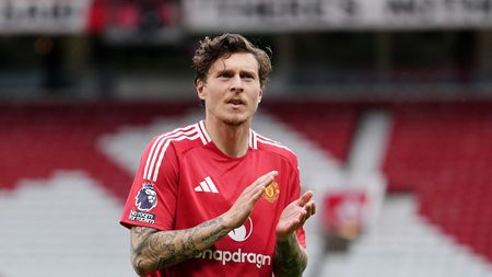 DECLARAȚII Cum l-a numit Lindelof, fostul star de la Manchester United, pe Radu Drăgușin înainte de Suedia – România