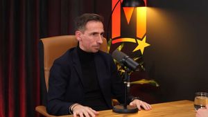 Rapid a vrut să cumpere 3 fotbalişti români cu 2.000.000 de euro. Gigi Becali l-a deturnat pe unul: „Mi-am dat cuvântul”