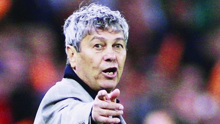 Război în numele fiului!** "Mircea Lucescu nu era întreg la minte când a zis că naționala are 80% șanse de calificare"
