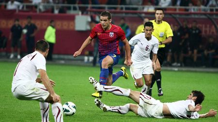 Tatu, titular cu Rapid