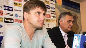 Uhrin: "Avem obiectiv clasarea în primele patru echipe"