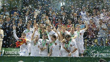 Mica "Furia Roja"!** Spania a câștigat Euro U19 după o finală de infarct cu Cehia