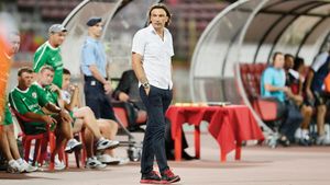 Sandu pune tunurile pe Bonetti:** "Dacă făcea asta în Italia rămânea fără licență!" Cu ce l-a supărat tehnicianul pe "Nașul"