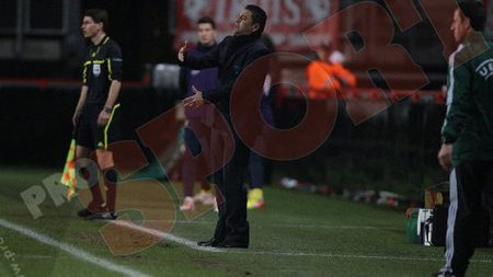 Reacția lui Ilie Stan, după ce Becali a zis că-l dă afară pe Tătărușanu!** Ce spune antrenorul Stelei despre echipă și ratarea calificării în optimi