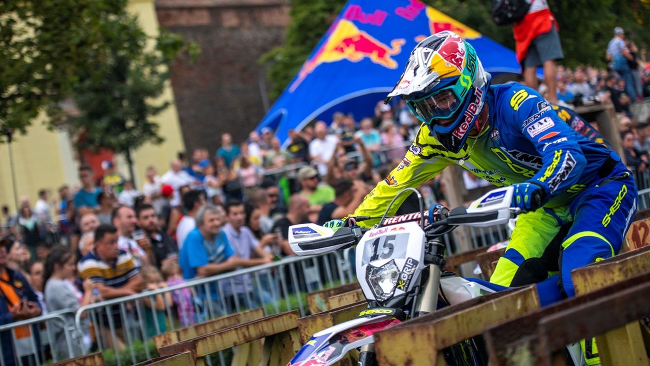 RedBull Romaniacs 2018 | 53 de țări participă la cel mai tare raliu de hard-enduro din lume. Cine s-a clasat pe podium și traseul infernal al primei zile de off-road