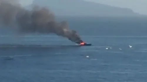 VIDEO INCREDIBIL | Patronul lui Vlad Chiricheș a fost aproape de tragedie. Barca pe care se afla a fost înghițită de flăcări. Cum a fost salvat