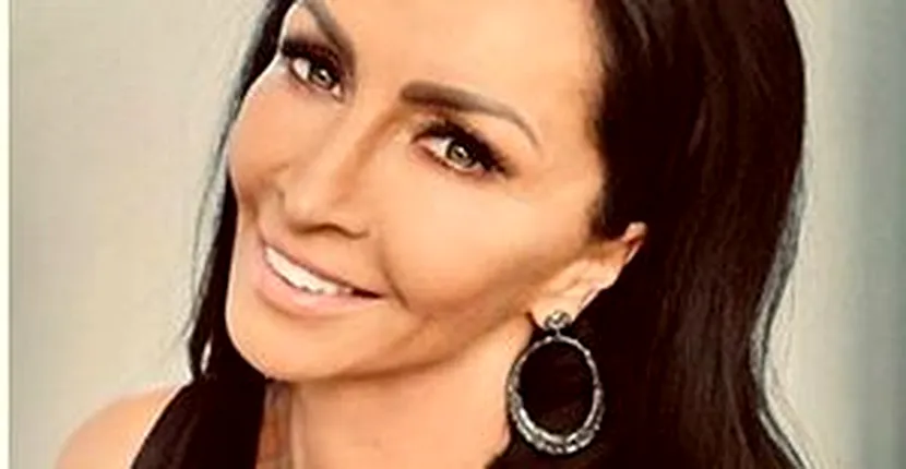 FOTO / Mihaela Rădulescu, în cel mai minuscul costum de baie. Diva e răvășitoare!