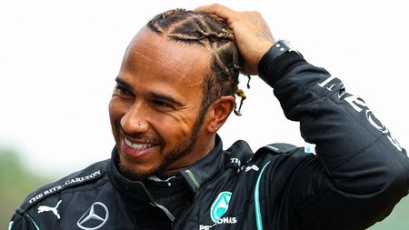 Lewis Hamilton, în pole-position pentru cursa de Formula 1 de la Hungaroring 2021! Max Verstappen este abia al treilea + Grila de start